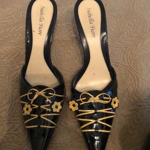 Isabella Fiore Slides 2 1/2” heel blk patent 8 1/2